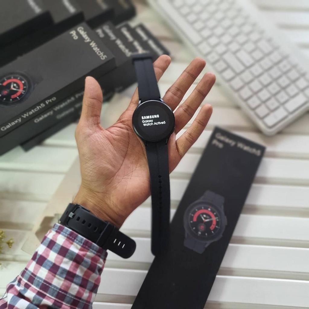 SAMSUNG GALAXY WATCH 5 PRO 2023 EDITION